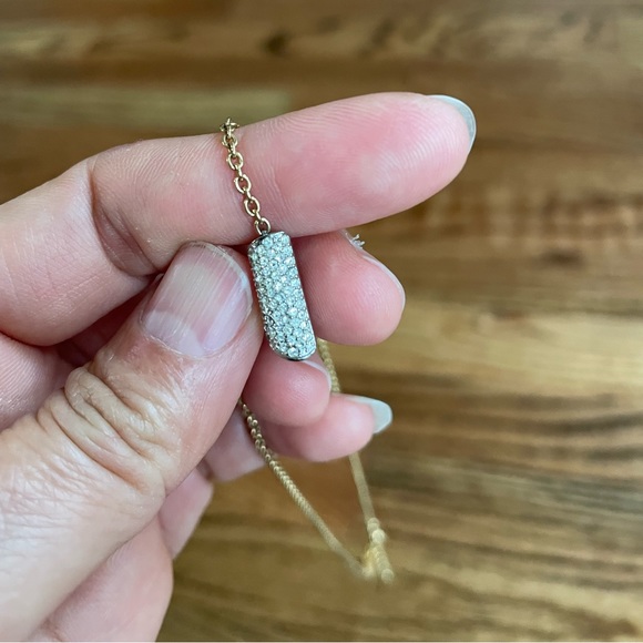 Auth Louis Vuitton Essential V Strass Necklace M68033 Crystal - Picture 6 of 17